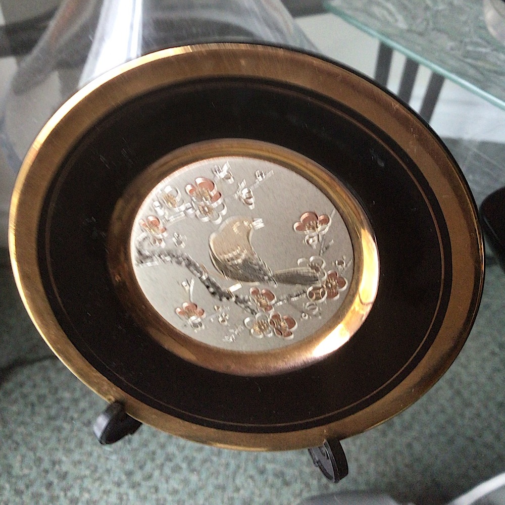 🛍️2 for $25🛍️Vintage 4” oriental themed display plate with stand